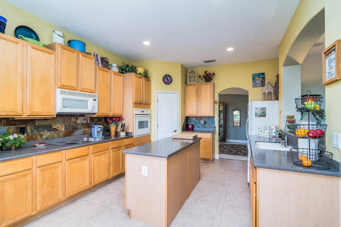 Photo of 3557 Peninsula Circle