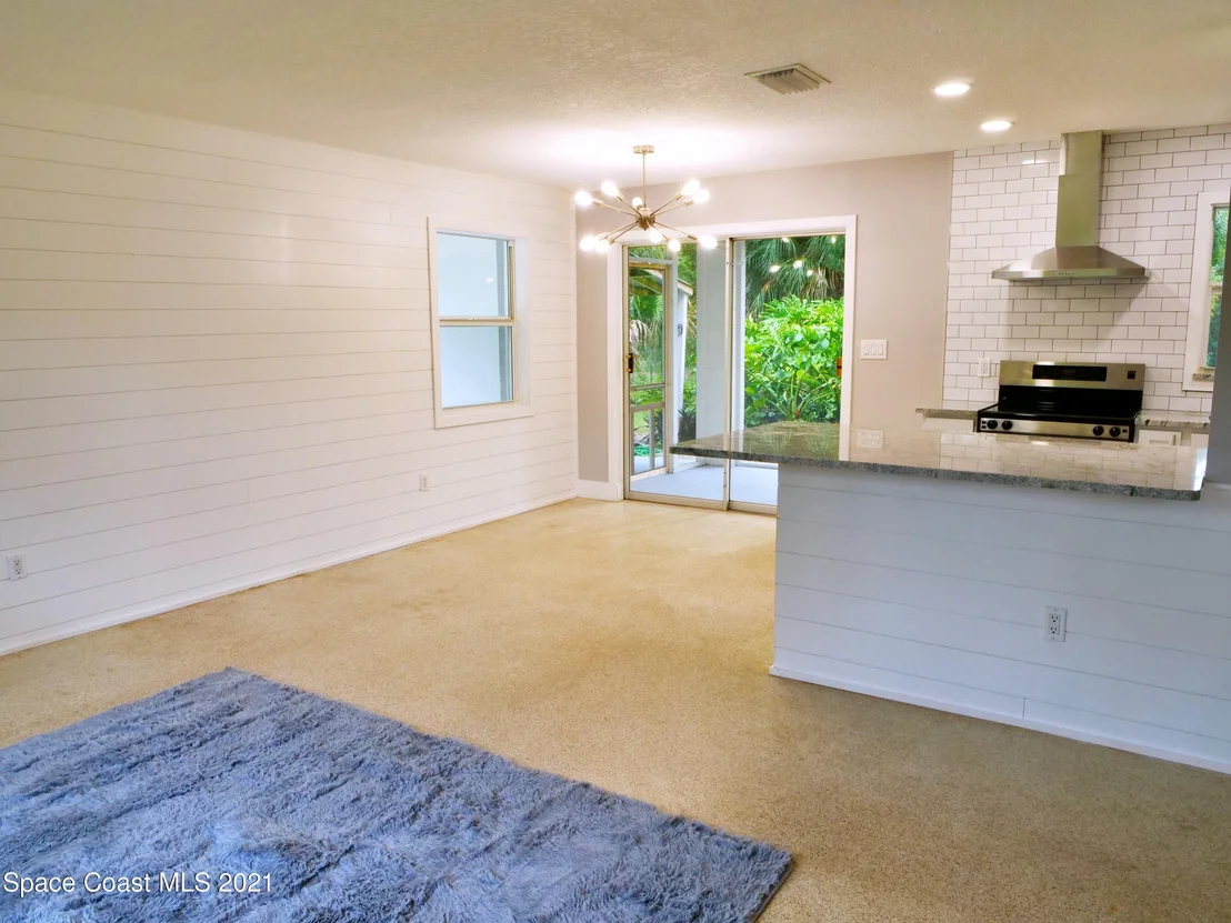 Photo of 175 Katherine Boulevard