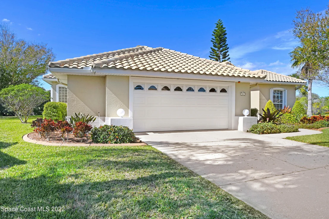 Photo of 961 Palm Brook Drive
