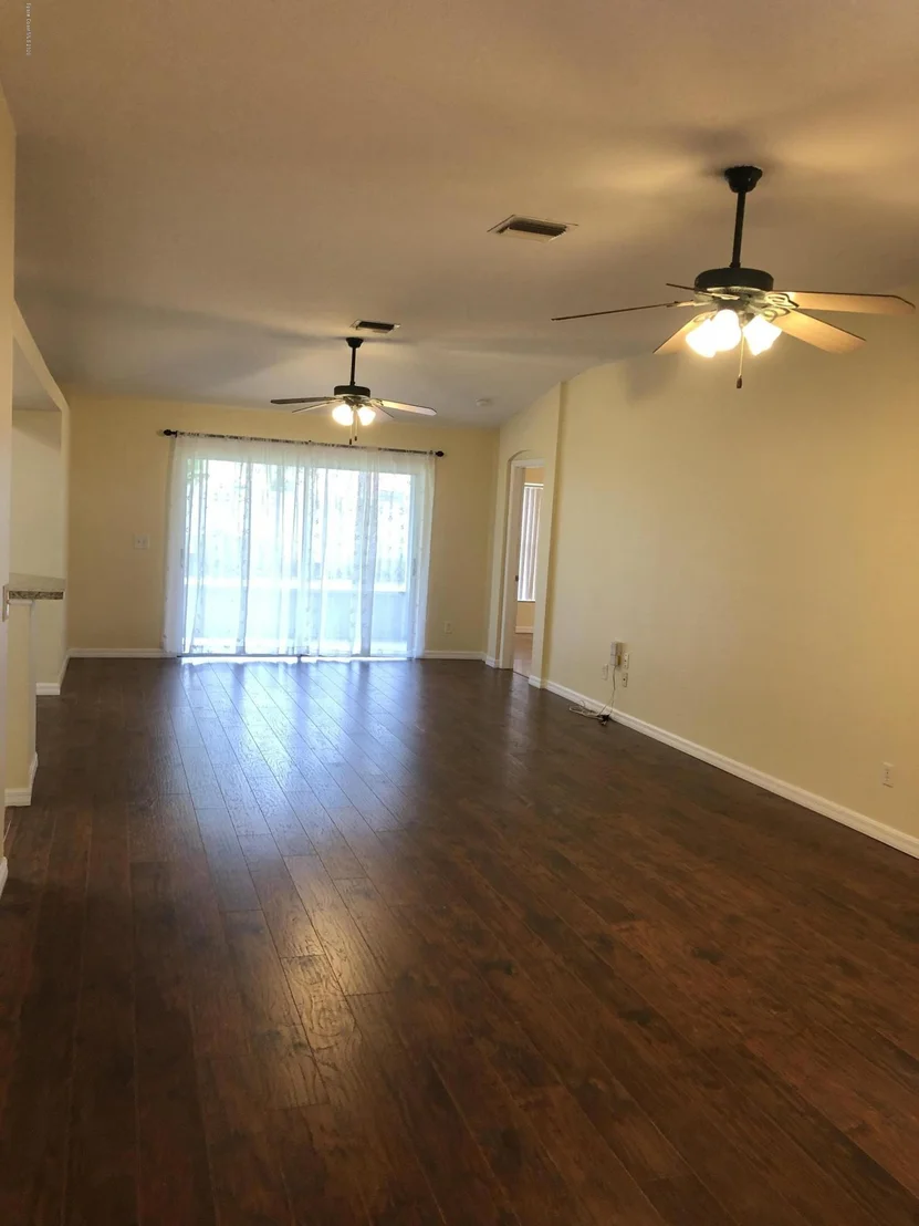 Photo of 8507 Ivanhoe Drive