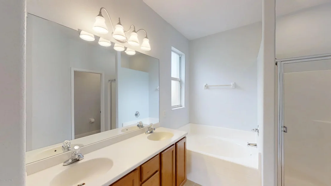 Photo of 662 Waterside Circle