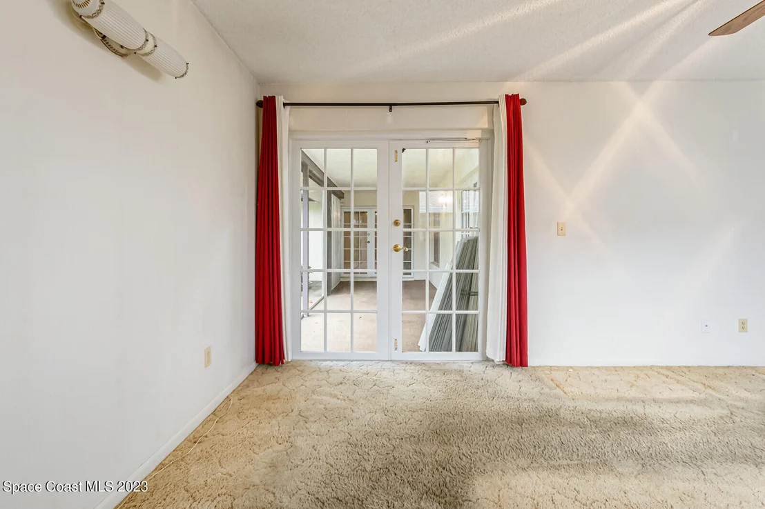 Photo of 536 Solitaire Palm Drive
