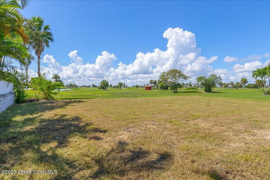 Photo of 10 Fairway Drive
