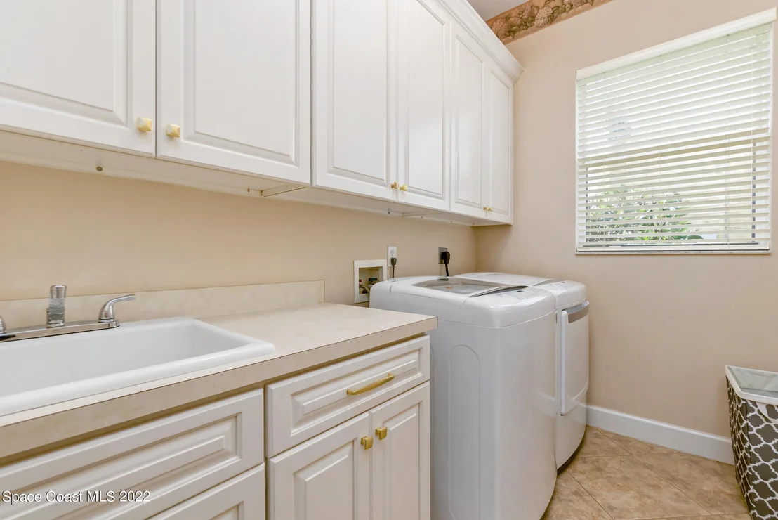 Photo of 3616 Peninsula Circle