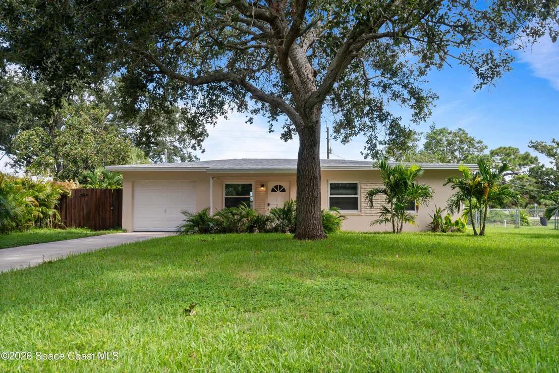 Photo of 620 Lund Circle
