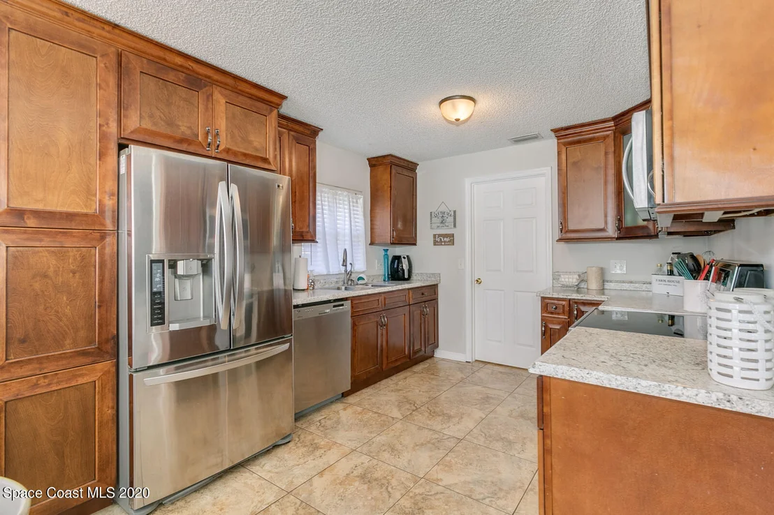 Photo of 1591 Whitman Drive