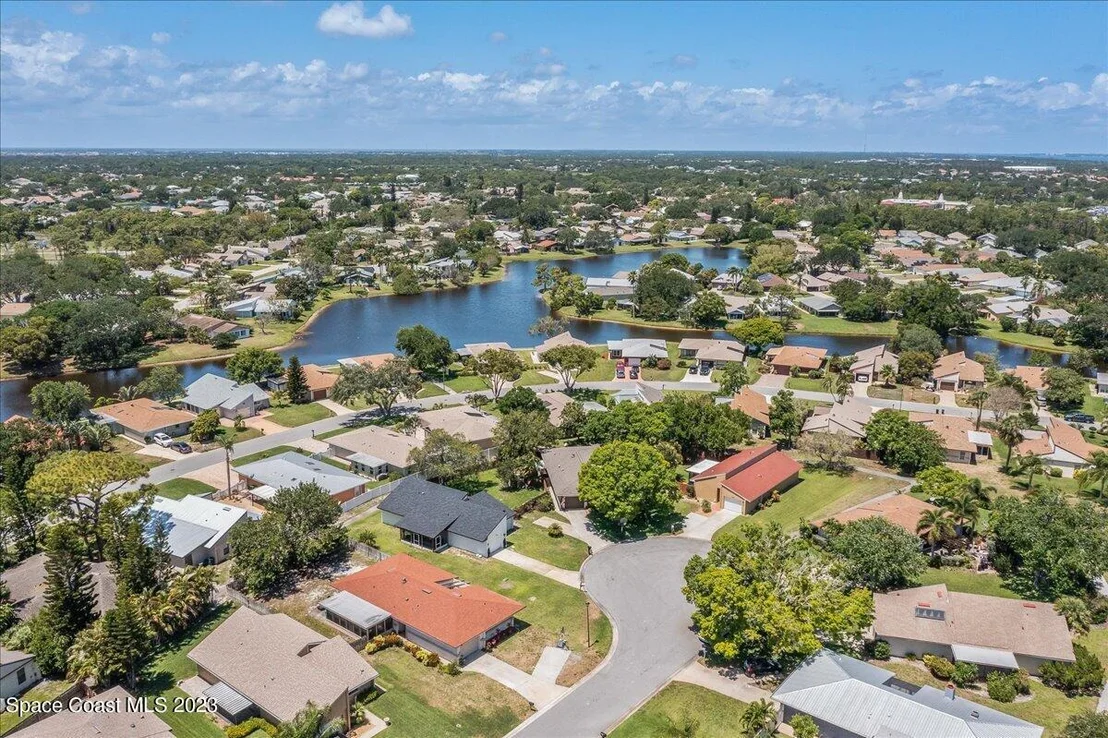 Photo of 250 Applewood Circle