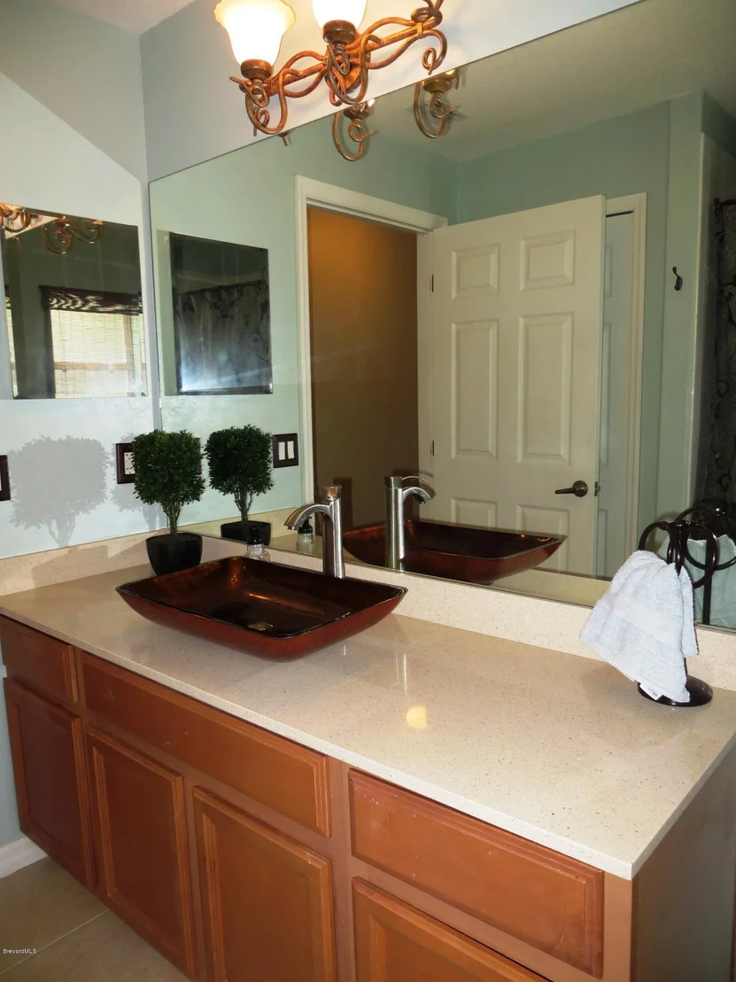 Photo of 1520 Whitman Drive