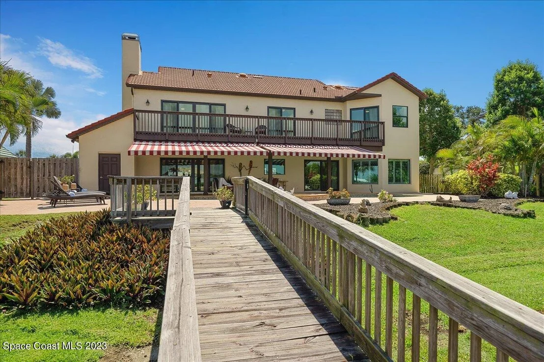 Photo of 544 Lanternback Island Drive