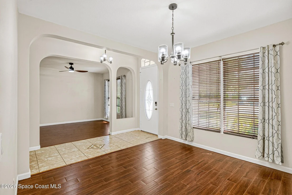 Photo of 994 Bryce Lane