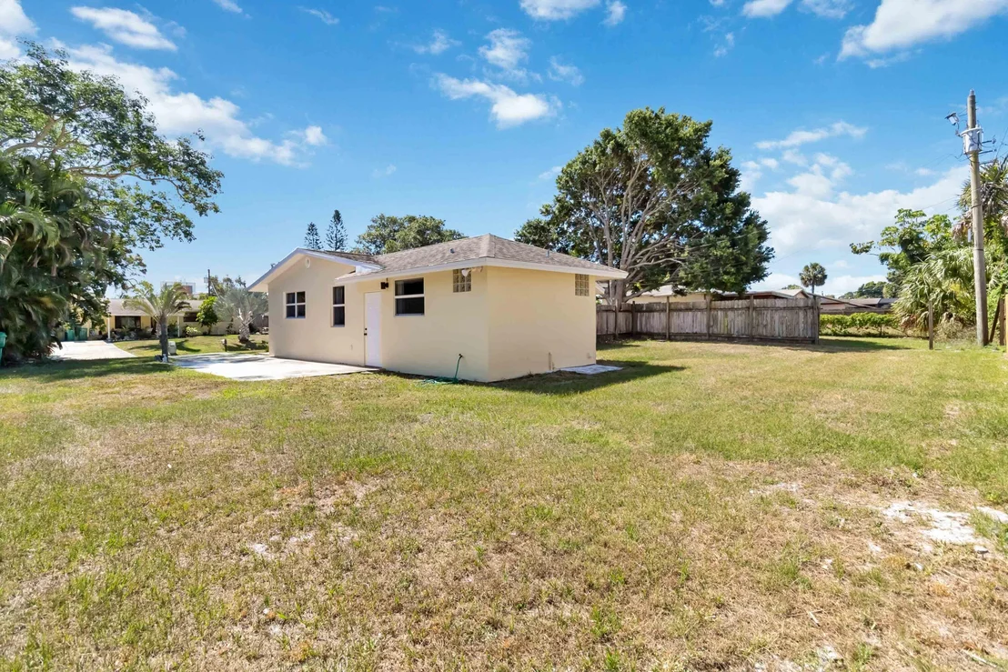 Photo of 2908 Emory Street