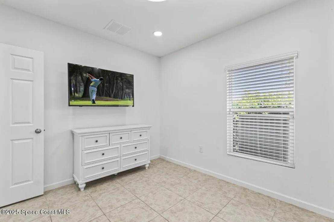 Photo of 1071 Dillard Drive SE