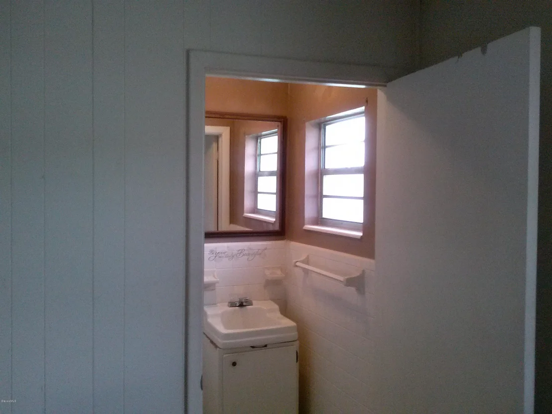 Photo of 2536 Cocoanut Drive