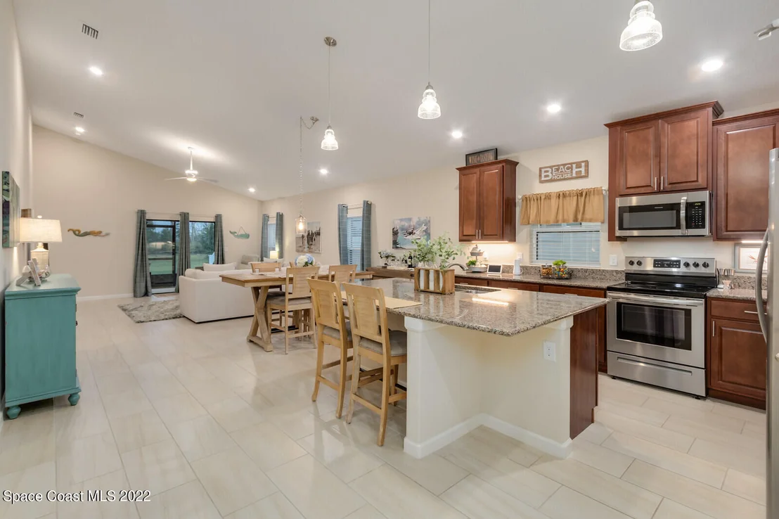 Photo of 932 Peta Way