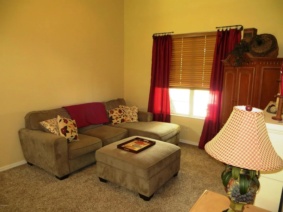 Photo of 1520 Whitman Drive