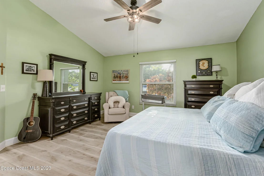 Photo of 3336 Lake View Circle