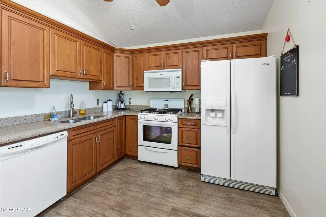 Photo of 2448 Coral Ridge Circle