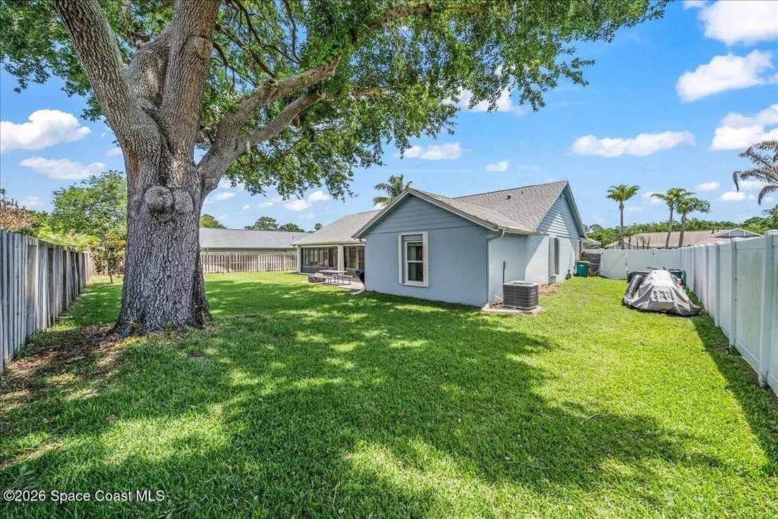 Photo of 2794 Nobility Avenue