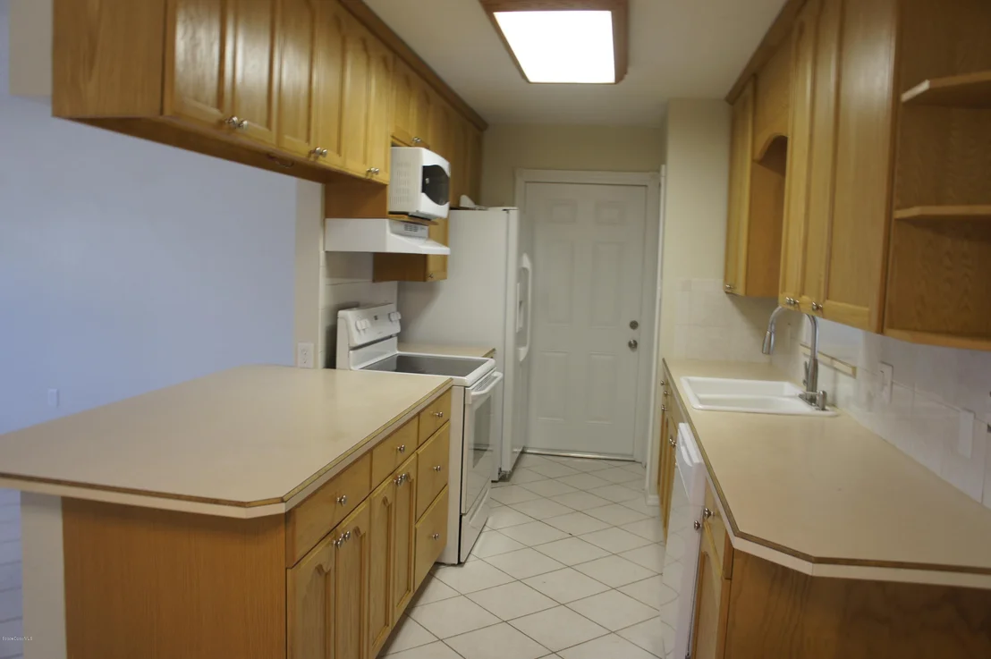 Photo of 565 Imperial Avenue