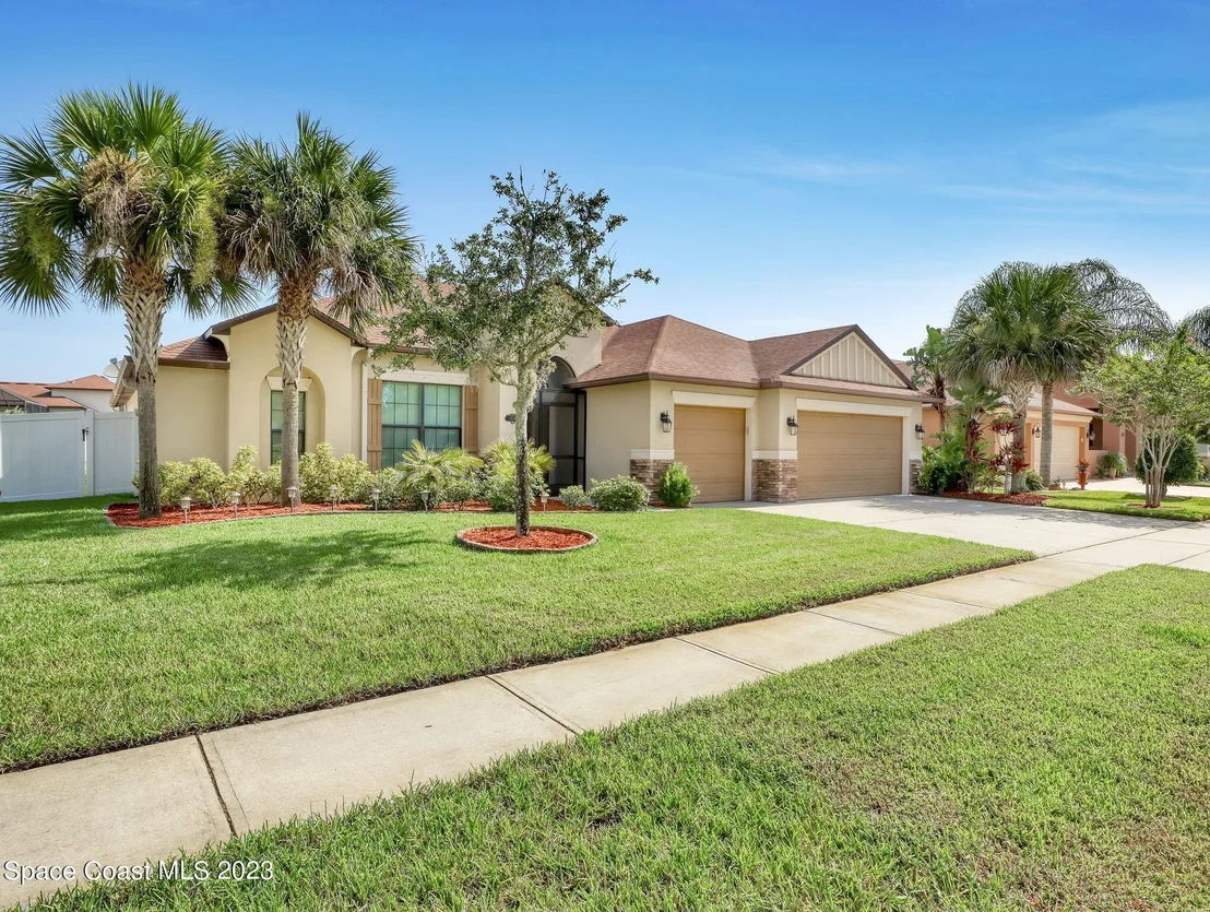 Photo of 1539 Outrigger Circle