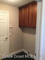 Photo of 831 Mandarin Drive NE