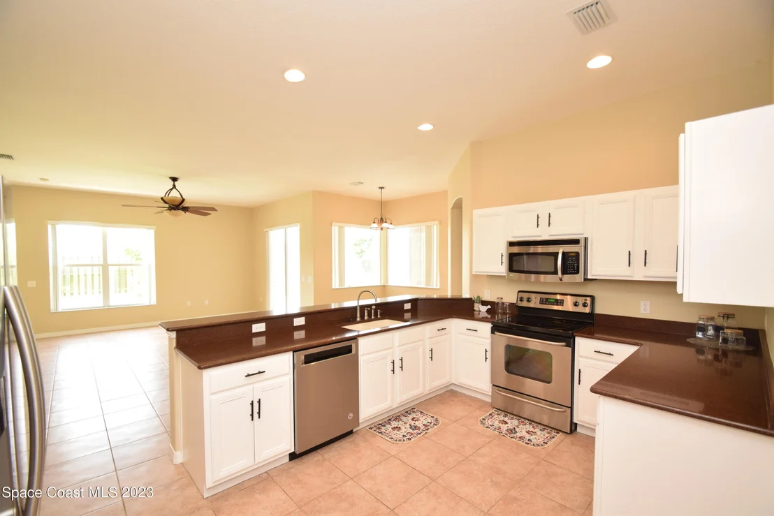 Photo of 2223 Woodfield Circle