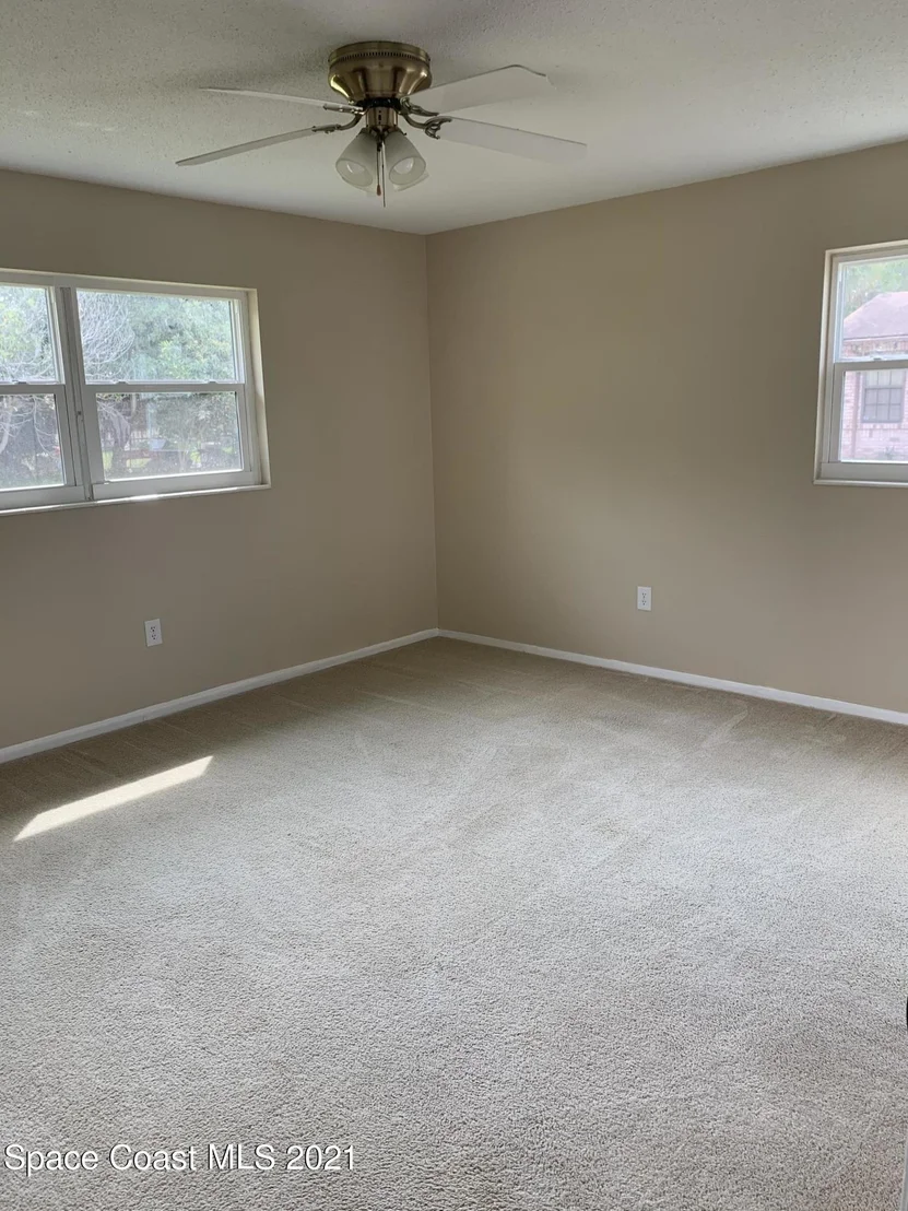 Photo of 6033 Palm Street