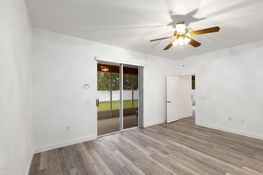 Photo of 1600 Bridgeport Circle