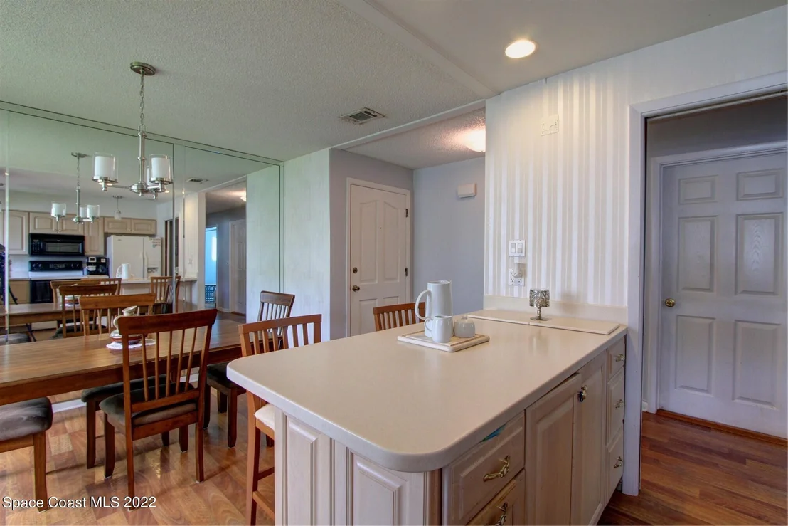 Photo of 130 Woodside Drive