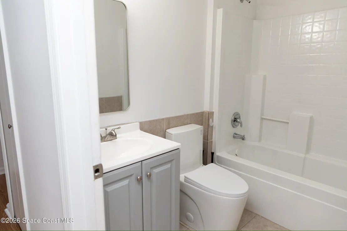 Photo of 1122 Hidden Cove Circle N