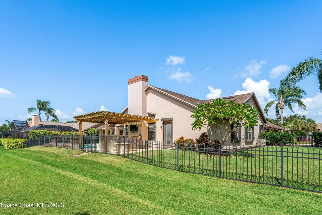 Photo of 673 Spring Lake Drive