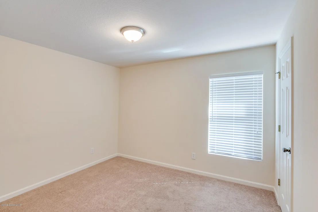 Photo of 205 Dryden Circle