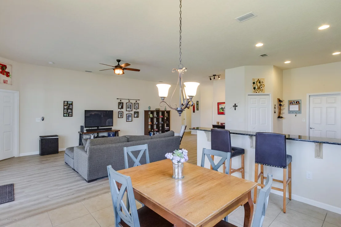 Photo of 3163 Constellation Drive