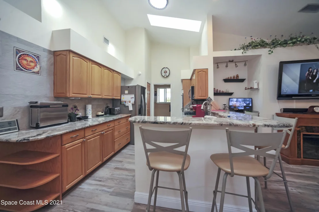 Photo of 1343 Heritage Acres Boulevard