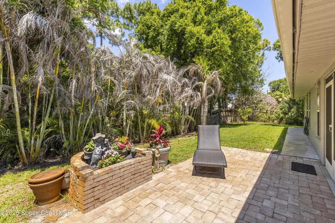 Photo of 5870 39th Lane