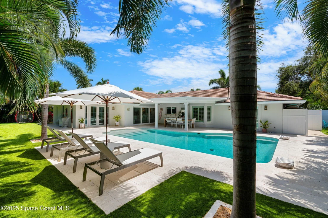 Photo of 606 Hibiscus Trail