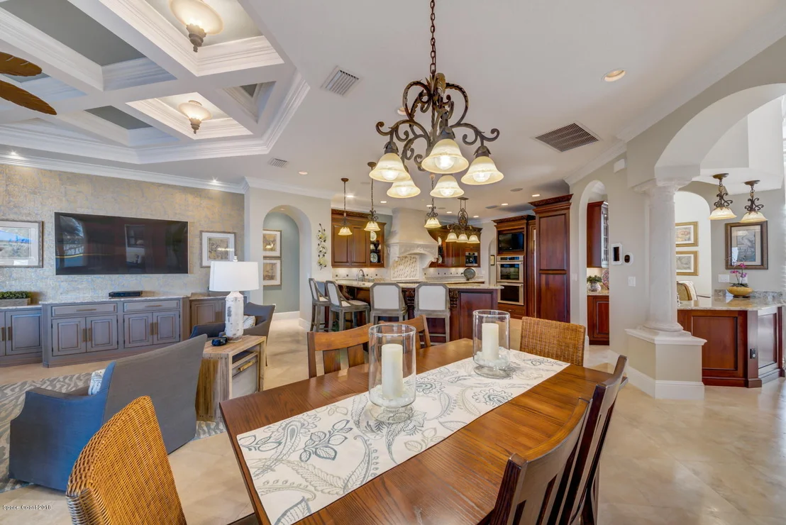 Photo of 2202 Rockledge Drive