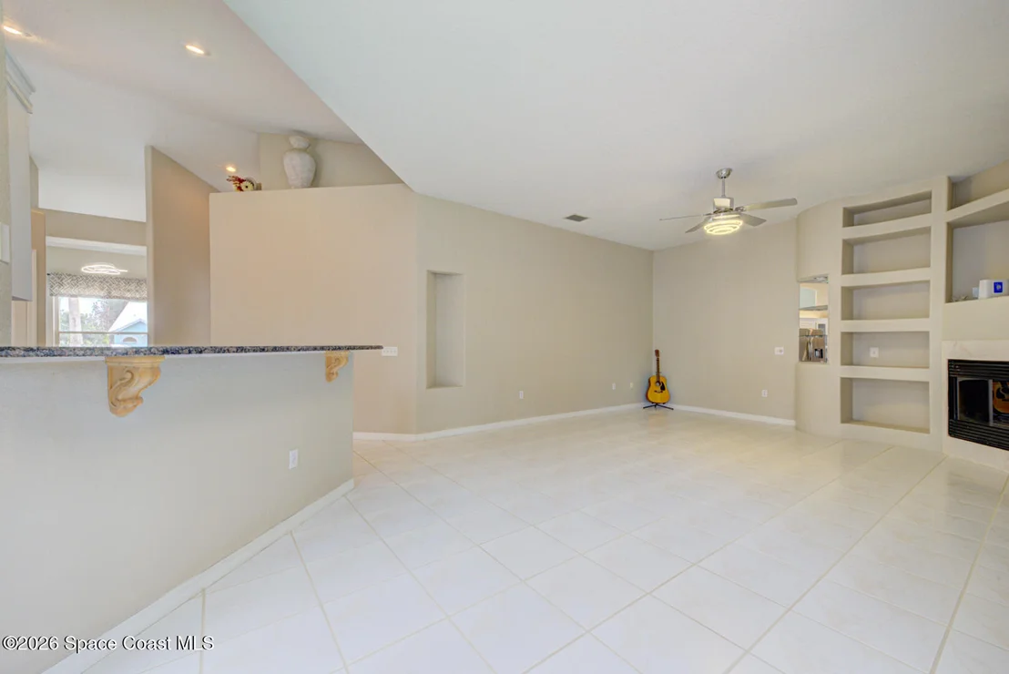 Photo of 4991 Falcon Boulevard