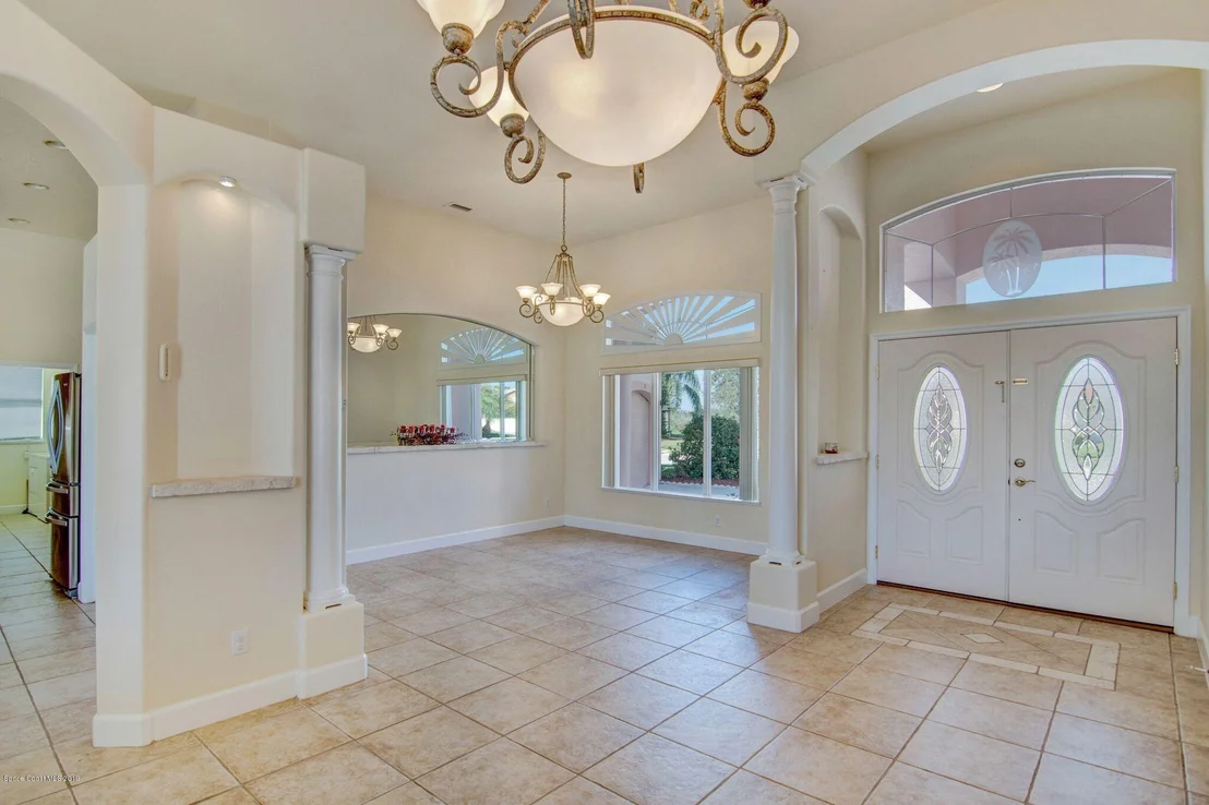 Photo of 1250 Starling Way