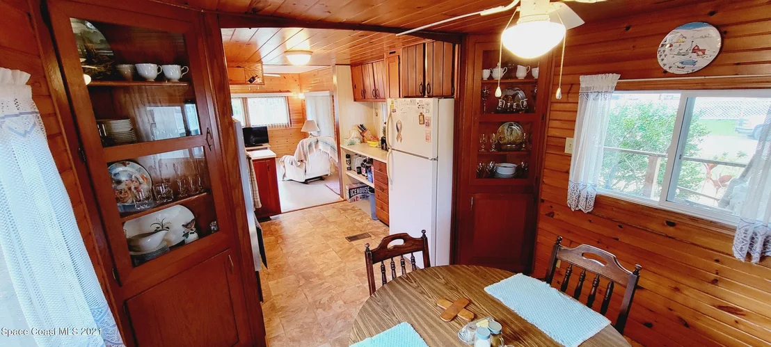 Photo of 6974 Ash Drive