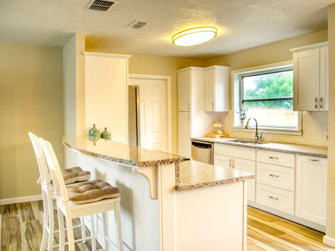 Photo of 220 Melaleuca Drive