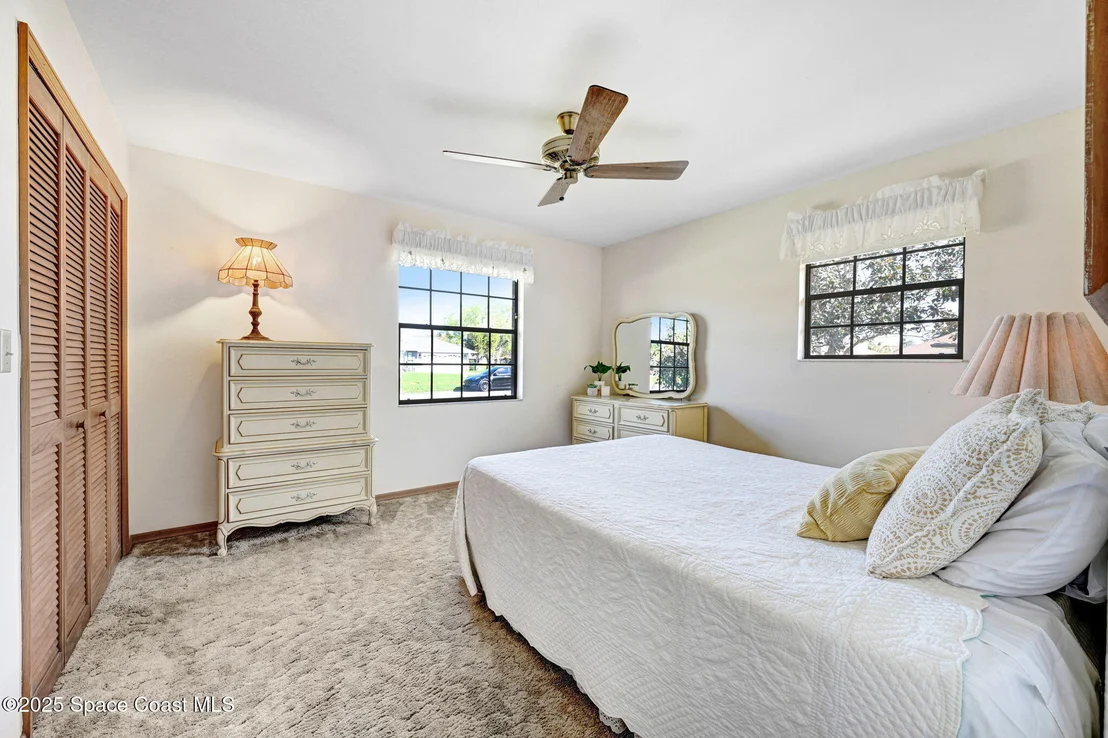 Photo of 2977 Saint Helens Way