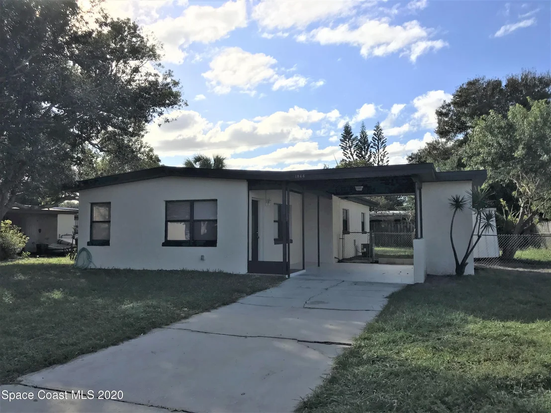 Photo of 1866 Cedarwood Drive