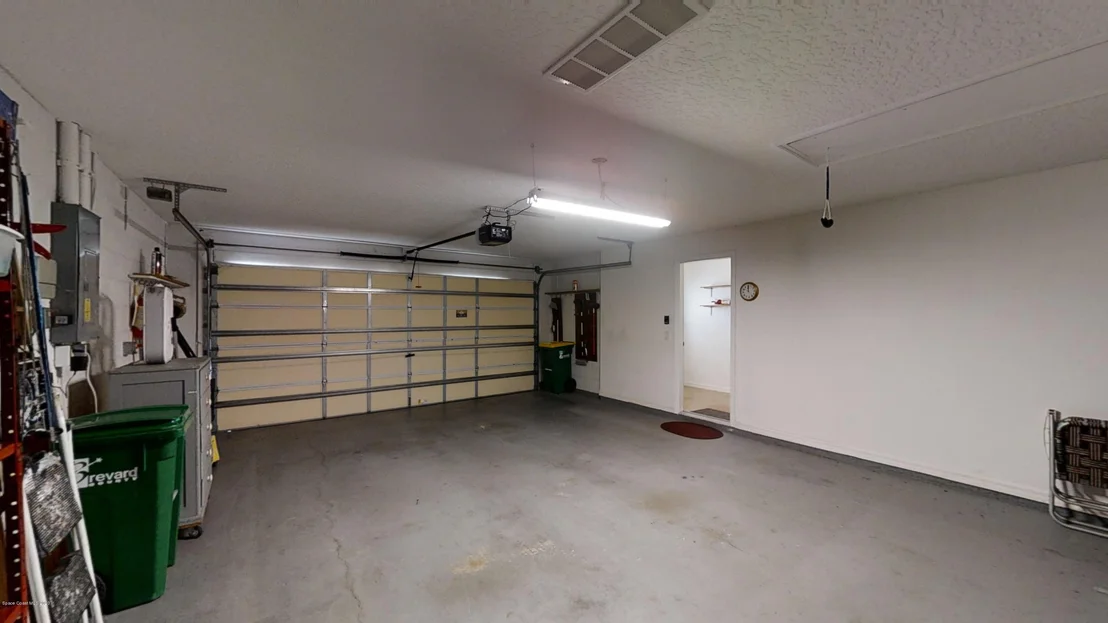 Photo of 6800 Cecil Road