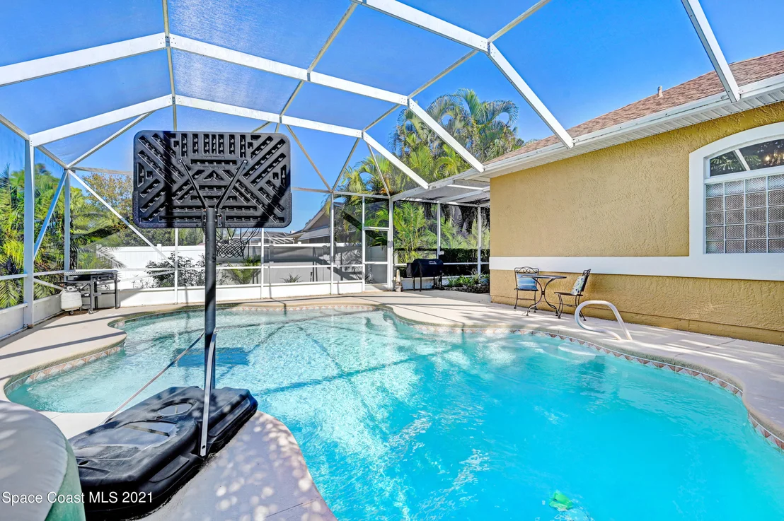 Photo of 346 Carmel Drive