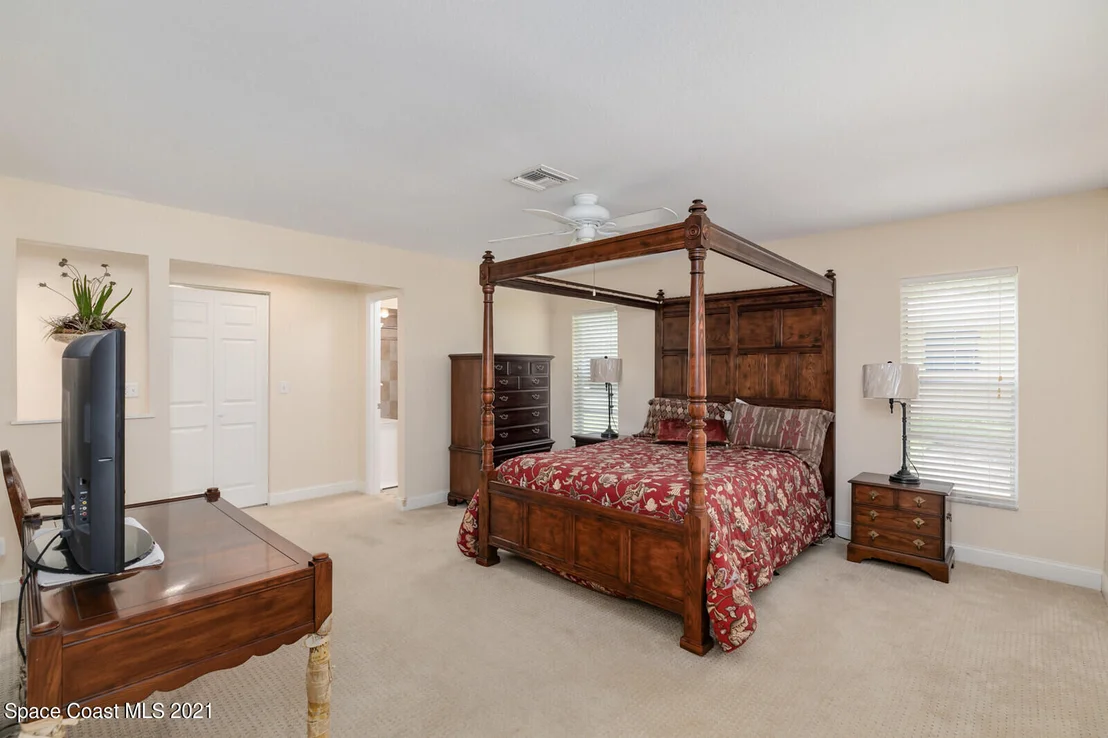 Photo of 114 Eleventh Avenue