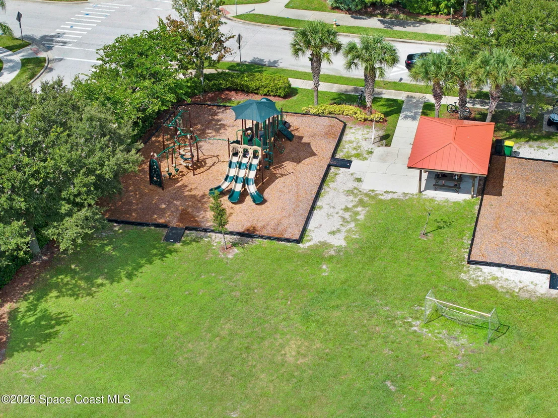 Photo of 1688 Tullagee Avenue