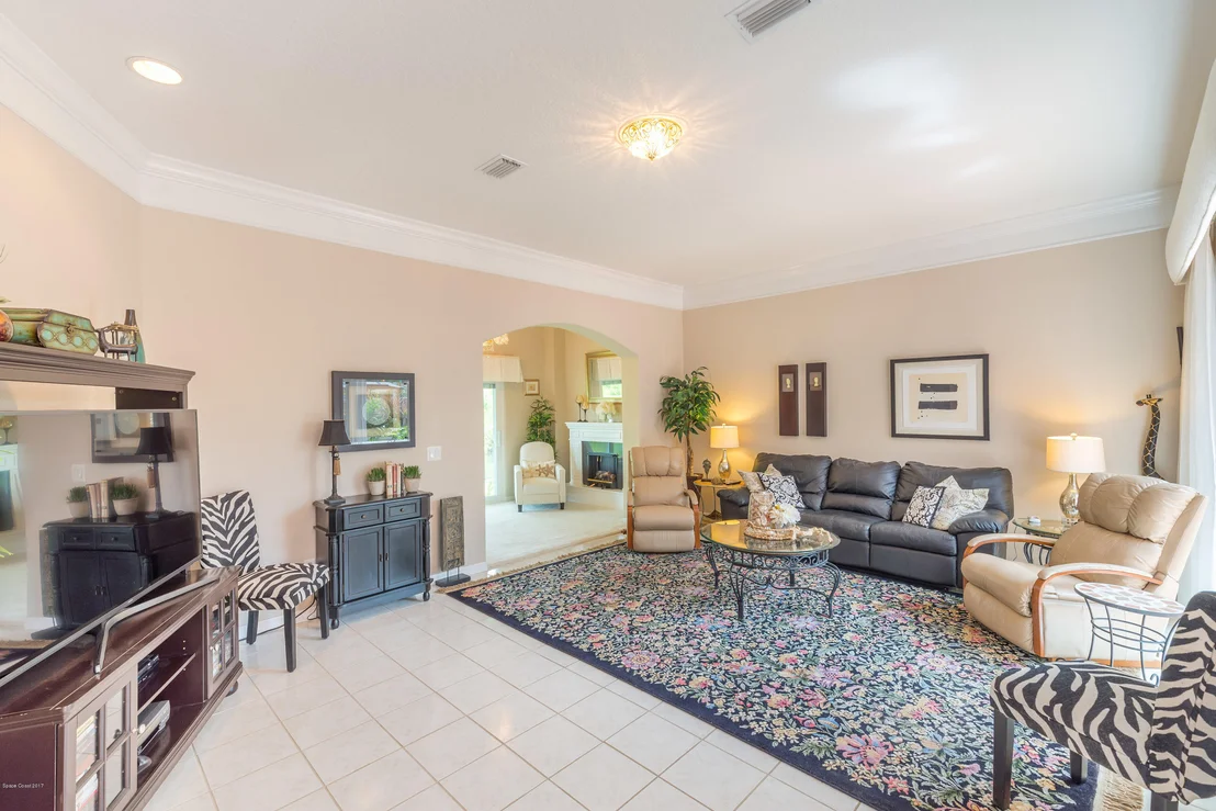 Photo of 919 Palm Brook Drive