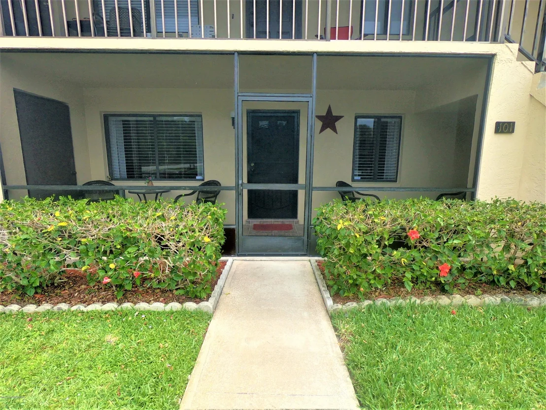 Photo of Unit 101 at 3213 N Murrell Road