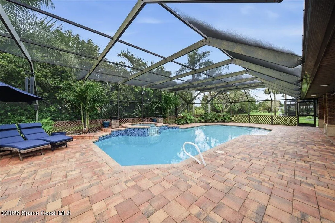 Photo of 560 Sawgrass Circle